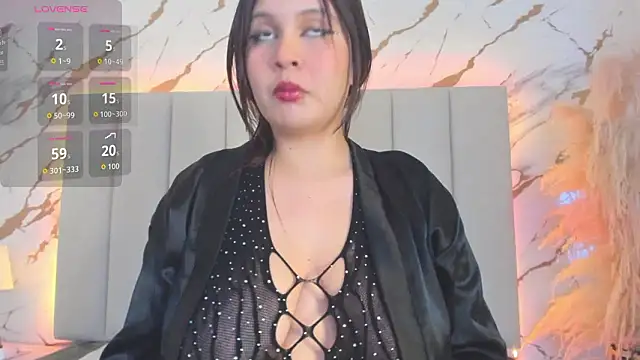 Snapshot of mia_serena_ chatting on 02-11-26, 07:52 mia serena online show from 02-11-26, 07:52