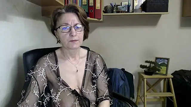 Snapshot of katemodel chatting on 06-05-26, 06:09 katemodel online show from 06-05-26, 06:09