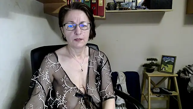 Snapshot of katemodel chatting on 06-23-26, 06:33 katemodel online show from 06-23-26, 06:33