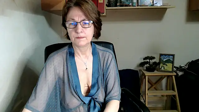 Snapshot of katemodel chatting on 07-08-26, 05:23 katemodel online show from 07-08-26, 05:23