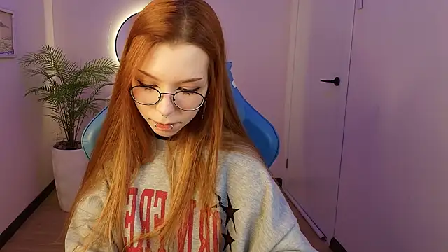 Snapshot of PinkAn8el chatting on 02-04-26, 02:28 PinkAn8el online show from 02-04-26, 02:28