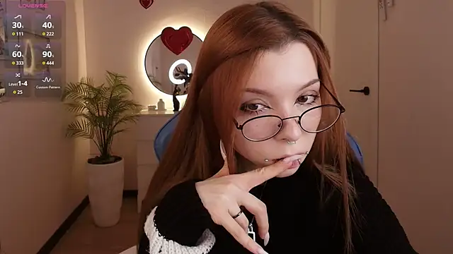 Snapshot of PinkAn8el chatting on 02-17-26, 02:41 PinkAn8el online show from 02-17-26, 02:41