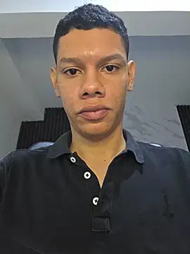 Snapshot of milo_cruz_ chatting on 04-07-26, 11:43 milo cruz online show from 04-07-26, 11:43