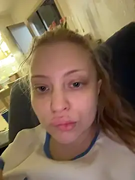 MollyHilton online show from 03-08-26, 03:16