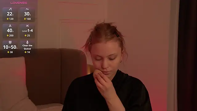 MollyHilton online show from 03-28-26, 05:56