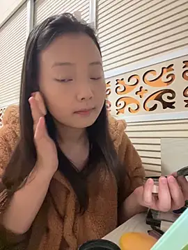 BIGBABYYEYE online show from 03-06-26, 01:51