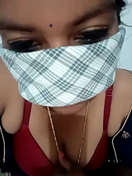 Snapshot of Kavya_KannadaTamil chatting on 02-07-26, 04:54 Kavya KannadaTamil online show from 02-07-26, 04:54