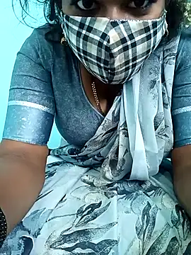 Snapshot of Kavya_KannadaTamil chatting on 02-20-26, 06:26 Kavya KannadaTamil online show from 02-20-26, 06:26