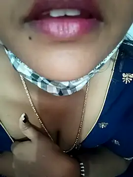 Snapshot of Kavya_KannadaTamil chatting on 02-22-26, 04:49 Kavya KannadaTamil online show from 02-22-26, 04:49