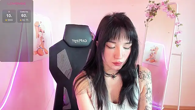 AliceeinWonderlanddd online show from 07-03-26, 03:13