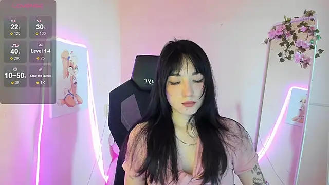 AliceeinWonderlanddd online show from 07-19-26, 02:26