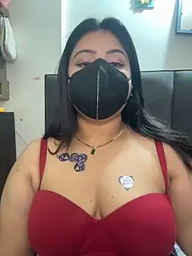 Snapshot of Myra_Desire69 chatting on 02-16-26, 12:56 Myra Desire69 online show from 02-16-26, 12:56