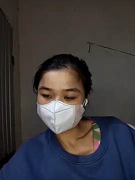 Daisy-lusia2026 online show from 04-18-26, 02:10