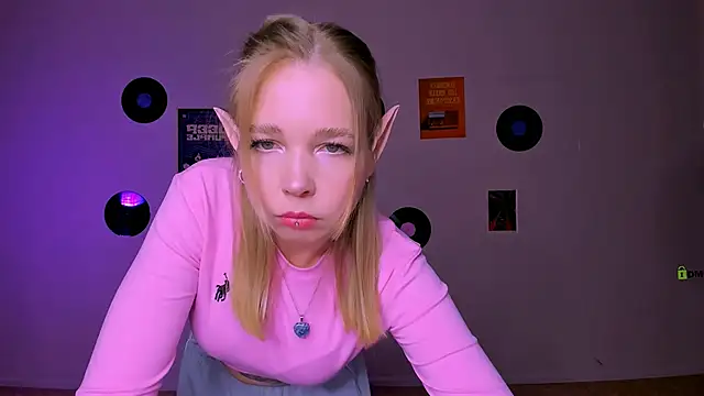 eira mouse online show from 04-20-26, 08:39