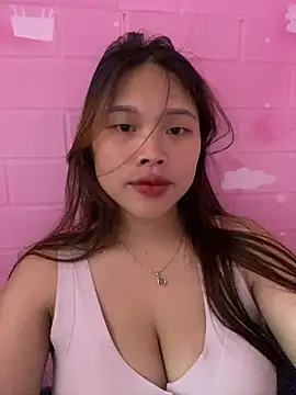 Snapshot of Emxinhka1 chatting on 05-26-26, 02:29 Emxinhka1 online show from 05-26-26, 02:29
