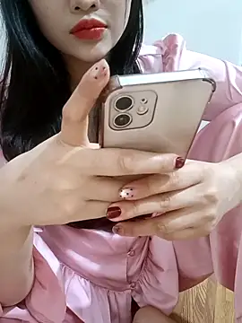 Snapshot of Moe-moex chatting on 02-25-26, 03:32 Moe-moex online show from 02-25-26, 03:32