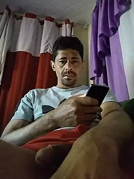 Snapshot of superred22 chatting on 06-13-26, 01:58 superred22 online show from 06-13-26, 01:58