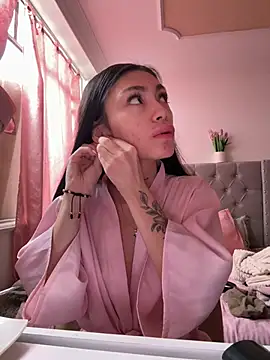 Bonny Eva online show from 04-10-26, 02:00