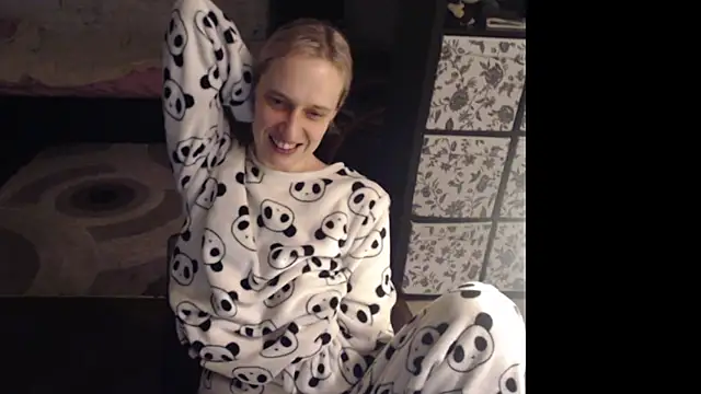 Snapshot of Your_guilty_pleasure1 chatting on 02-20-26, 02:19 Your guilty pleasure1 online show from 02-20-26, 02:19