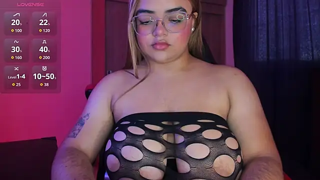 Snapshot of Celestemc_226 chatting on 05-07-26, 02:22 Celestemc 226 online show from 05-07-26, 02:22