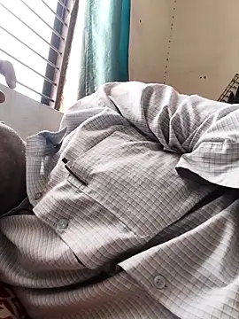 Snapshot of Bengal_Tiger420 chatting on 02-13-26, 08:21 Bengal Tiger420 online show from 02-13-26, 08:21