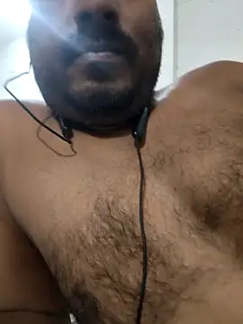 Snapshot of Bengal_Tiger420 chatting on 04-20-26, 03:48 Bengal Tiger420 online show from 04-20-26, 03:48