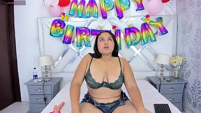 Snapshot of yaragarcia chatting on 02-18-26, 03:46 yaragarcia online show from 02-18-26, 03:46