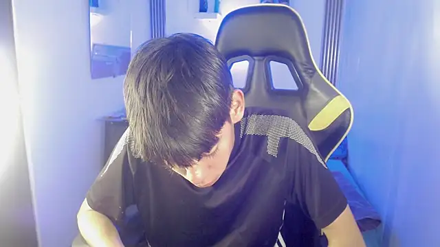 Liarr  online show from 05-12-26, 10:40