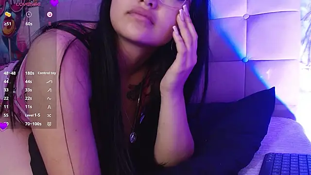 Snapshot of aby_divine chatting on 02-14-26, 08:44 aby divine online show from 02-14-26, 08:44