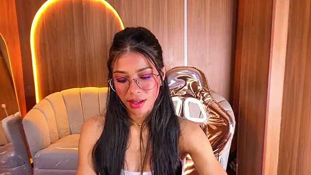 Alina b  online show from 04-15-26, 08:09