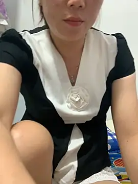 Baby-lovely69 online show from 03-27-26, 08:37