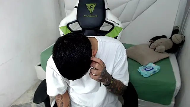 Black diamondd  online show from 01-31-26, 07:45