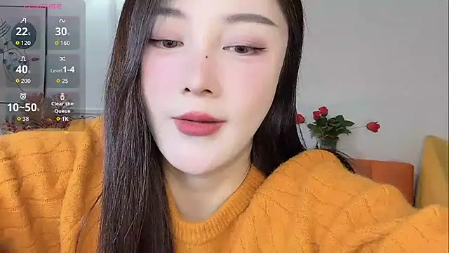 Snapshot of Lisa-295188 chatting on 03-04-26, 07:36 Lisa-295188 online show from 03-04-26, 07:36