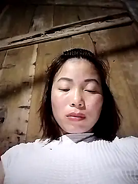 Ella-aa online show from 02-17-26, 03:40