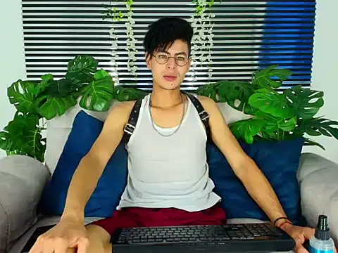 ThiiagoSaeenz online show from 03-03-26, 04:35