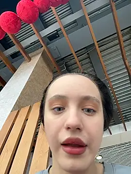 Snapshot of MiaTee chatting on 02-08-26, 04:05 MiaTee online show from 02-08-26, 04:05