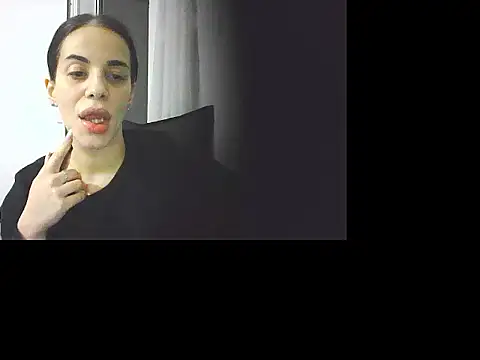 LuxxuryAnne online show from 02-25-26, 09:02