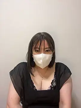 Mitsuco surflady online show from 04-16-26, 06:30