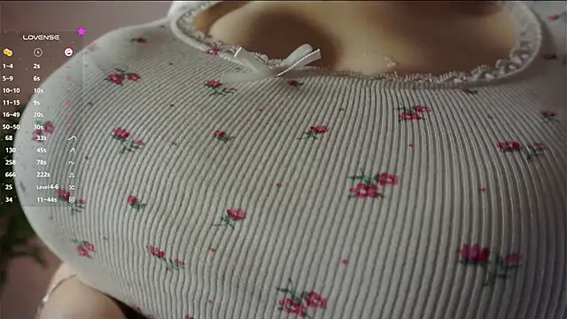 Snapshot of CassieMauzy chatting on 02-08-26, 05:27 CassieMauzy online show from 02-08-26, 05:27