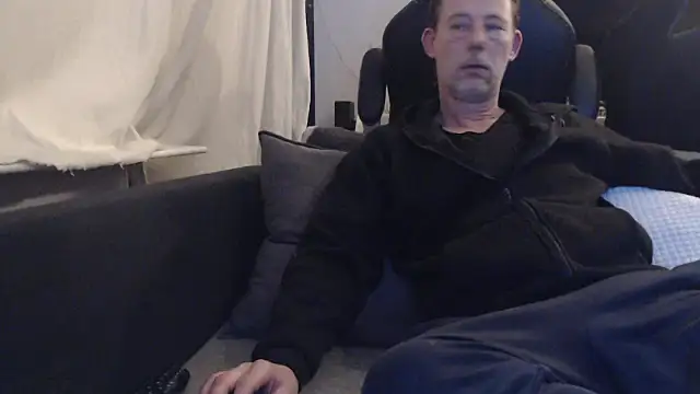 Snapshot of Sexy_Ass_Mike chatting on 02-19-26, 11:12 Sexy Ass Mike online show from 02-19-26, 11:12