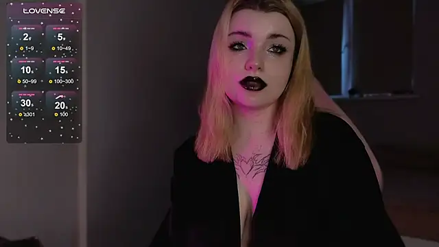 Snapshot of _Matadora_ chatting on 02-21-26, 02:40 Matadora online show from 02-21-26, 02:40