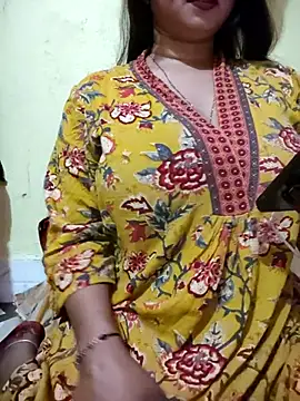 Snapshot of PARI51 chatting on 02-14-26, 08:27 PARI51 online show from 02-14-26, 08:27