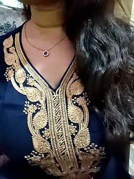 Snapshot of PARI51 chatting on 02-28-26, 08:43 PARI51 online show from 02-28-26, 08:43