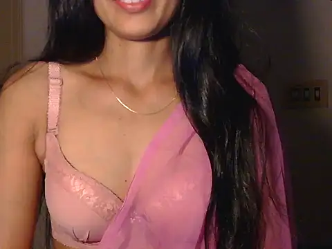 Snapshot of Qute_flora chatting on 06-03-26, 05:51 Qute flora online show from 06-03-26, 05:51