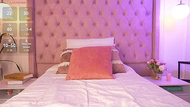 Snapshot of Lia_Velez_ chatting on 05-14-26, 03:57 Lia Velez online show from 05-14-26, 03:57
