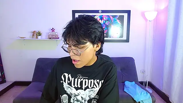 Snapshot of Maecum18 chatting on 02-13-26, 08:38 Maecum18 online show from 02-13-26, 08:38