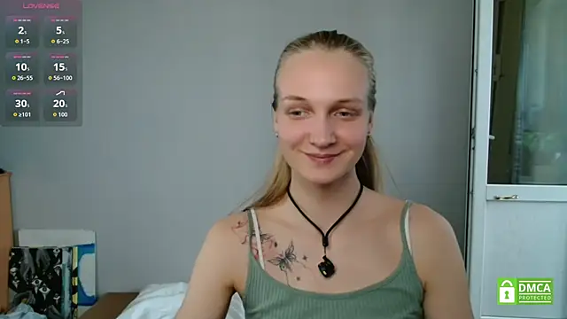 Snapshot of Alex-wer chatting on 06-18-26, 02:32 Alex-wer online show from 06-18-26, 02:32