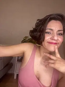 Snapshot of eva_luz chatting on 02-21-26, 02:12 eva luz online show from 02-21-26, 02:12