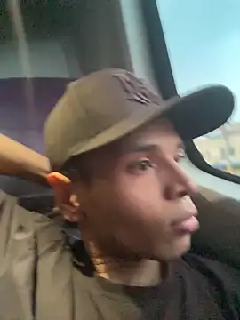 Alejandroo Montenegro online show from 02-28-26, 08:43