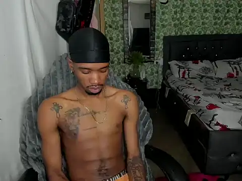 Snapshot of Kofi_exotic_2 chatting on 05-29-26, 04:49 Kofi exotic 2 online show from 05-29-26, 04:49